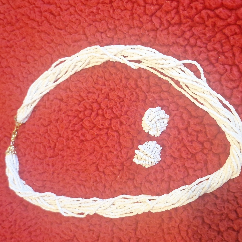 Vintage White Beaded Necklace and Earrings.